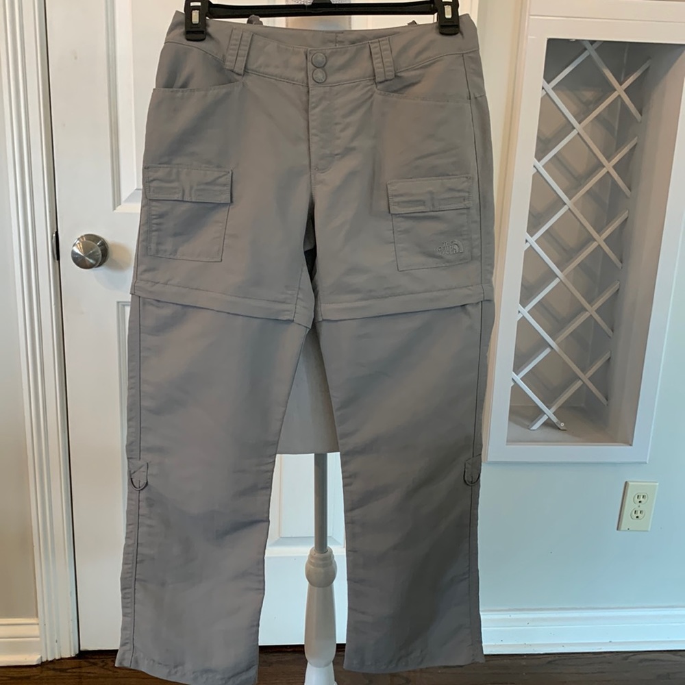 The North Face Cargo or hiking pants size S Short in gray